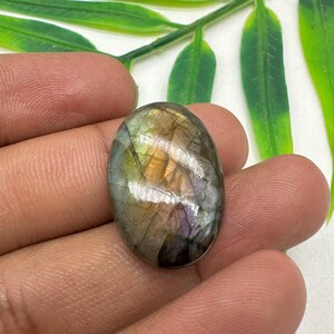 Oval Labradorite Cabochon: 18 Cts Multi-Color Spectrolite Gemstone, 25x16x5 mm