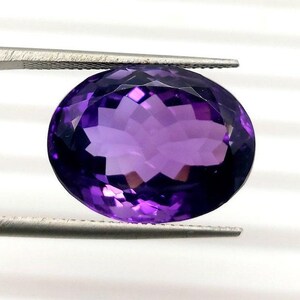 15 Cts, Amazing Amethyst Gemstone Natural Amethyst Faceted Brazilian Amethyst, Size 18x13.5x14 MM Oval Shape.