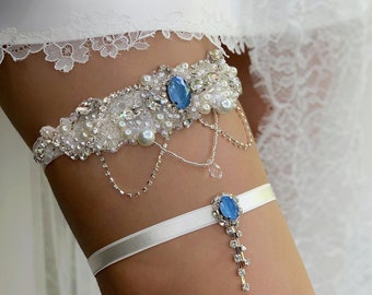 Luxury sparkling wedding garter for bride, Jeweled bridal garter set with danglings, Stretchy leg garter, Something blue crystal garter