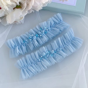 Blue tulle wedding garter with pearls and sequins, Wide fancy ruffled garter for bride, Simple stretchy thigh bridal garter, Something blue