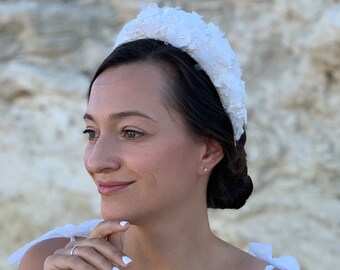 Wide ivory floral bridal headband, Jeweled bridal headpiece, Luxury bohemian bridal hair piece, Statement sparkle sequins tiara for bride