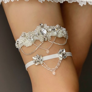 Fantasy off white wedding garter with sparkling dangles, Luxury fairytale jeweled leg garter for bride, Elegant whimsical bridal garters set