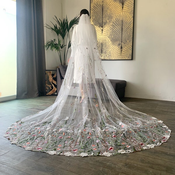 Floral Wedding Veil - Etsy