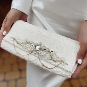 Clutch de novia color marfil, bolso de dama de honor con solapa, elegante bolso de noche con joyas, bolso de novia adornado con cristales