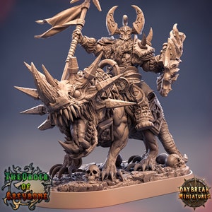 Celestus Rhinefang auf Gehörnter Wolf - The Order of Greybone (32mm/54mm) - Daybreak Miniatures