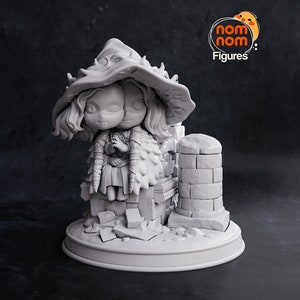 CHIBI Hat with a Witch - Nomnom Figures