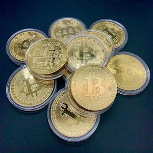 Gold BITCOIN/ETHEREUM/DOGECOIN Collector Coin with Acrylic Display Case |Commemorative Souvenir Coin |