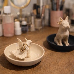 Triceratops Ring Holder Dish|| Entryway Key Tray| Ring/Bracelets Organizer| Tabletop Key Bowl| Creative Home Decor| Holiday Gift image 4