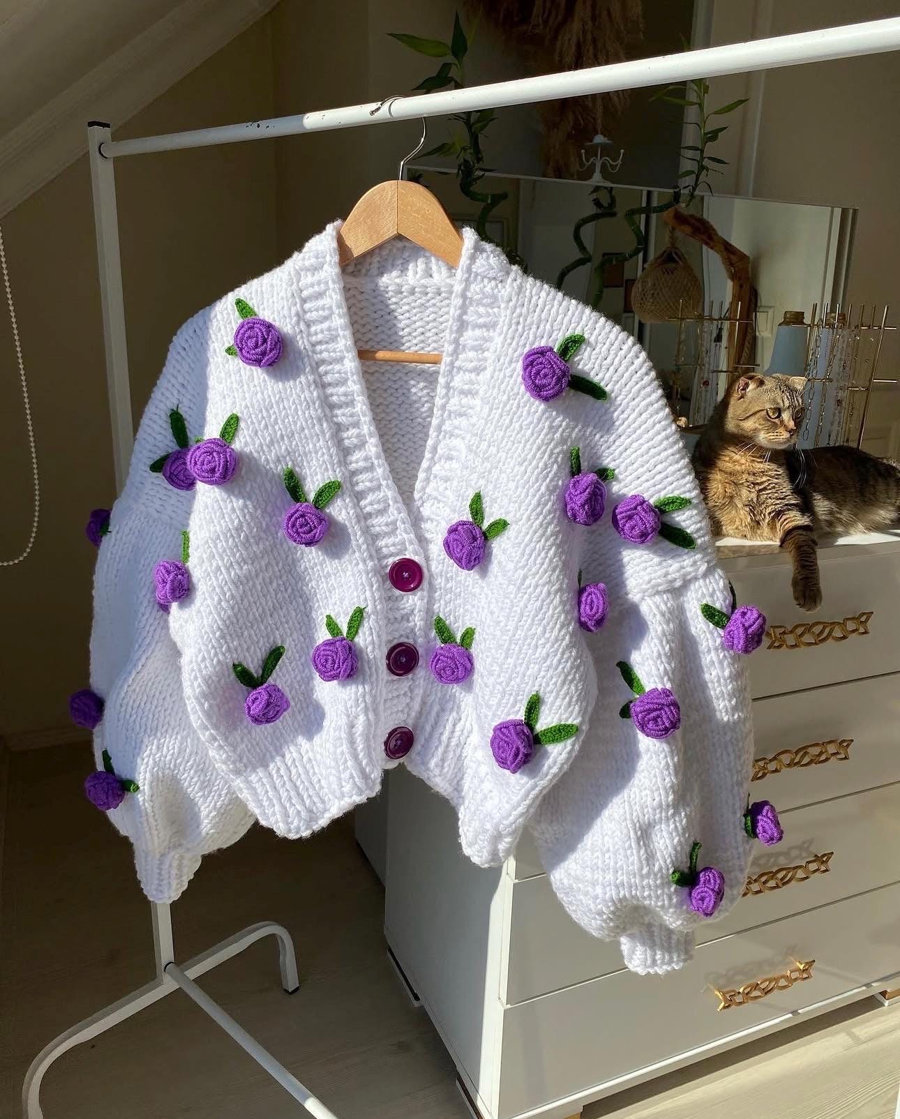 Leilayca Purple Roses Cardigan , Chunky Cropped Cardigan for Woman