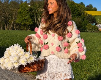 Leilayca Pink Roses Cardigan , Chunky Cropped Cardigan for Woman