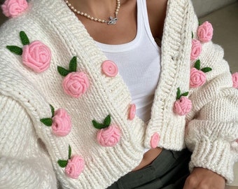 Leilayca Pink Roses Cardigan , Chunky Cropped Cardigan for Woman