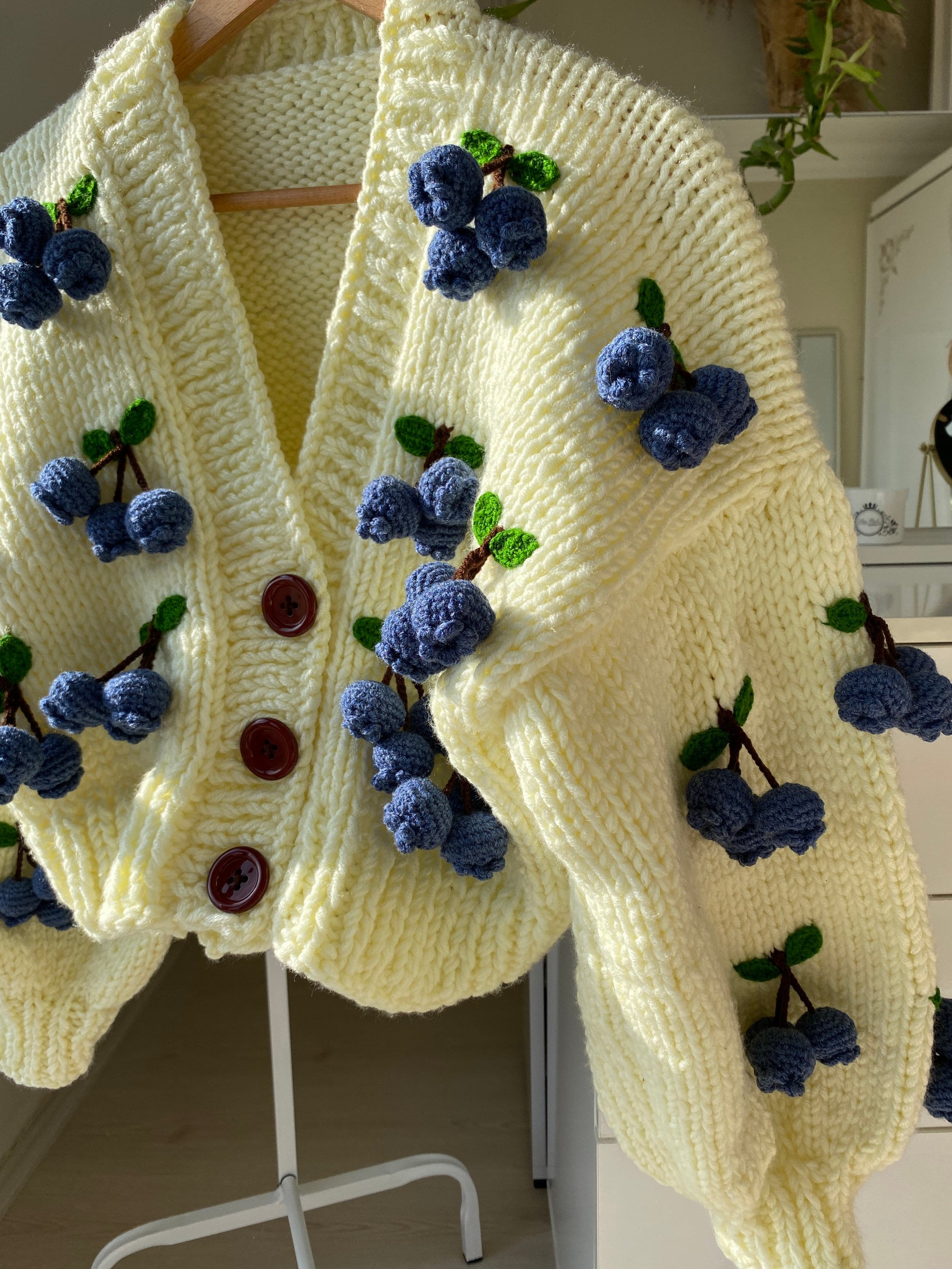 Leilayca Blueberry Knit Cardigan , Chunky Cropped Cardigan for