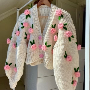 Leilayca Pink Roses Cardigan , Chunky Cropped Cardigan For Woman , White Sweater With Pink flowers , Unique gift for women , Vintage Roses image 1