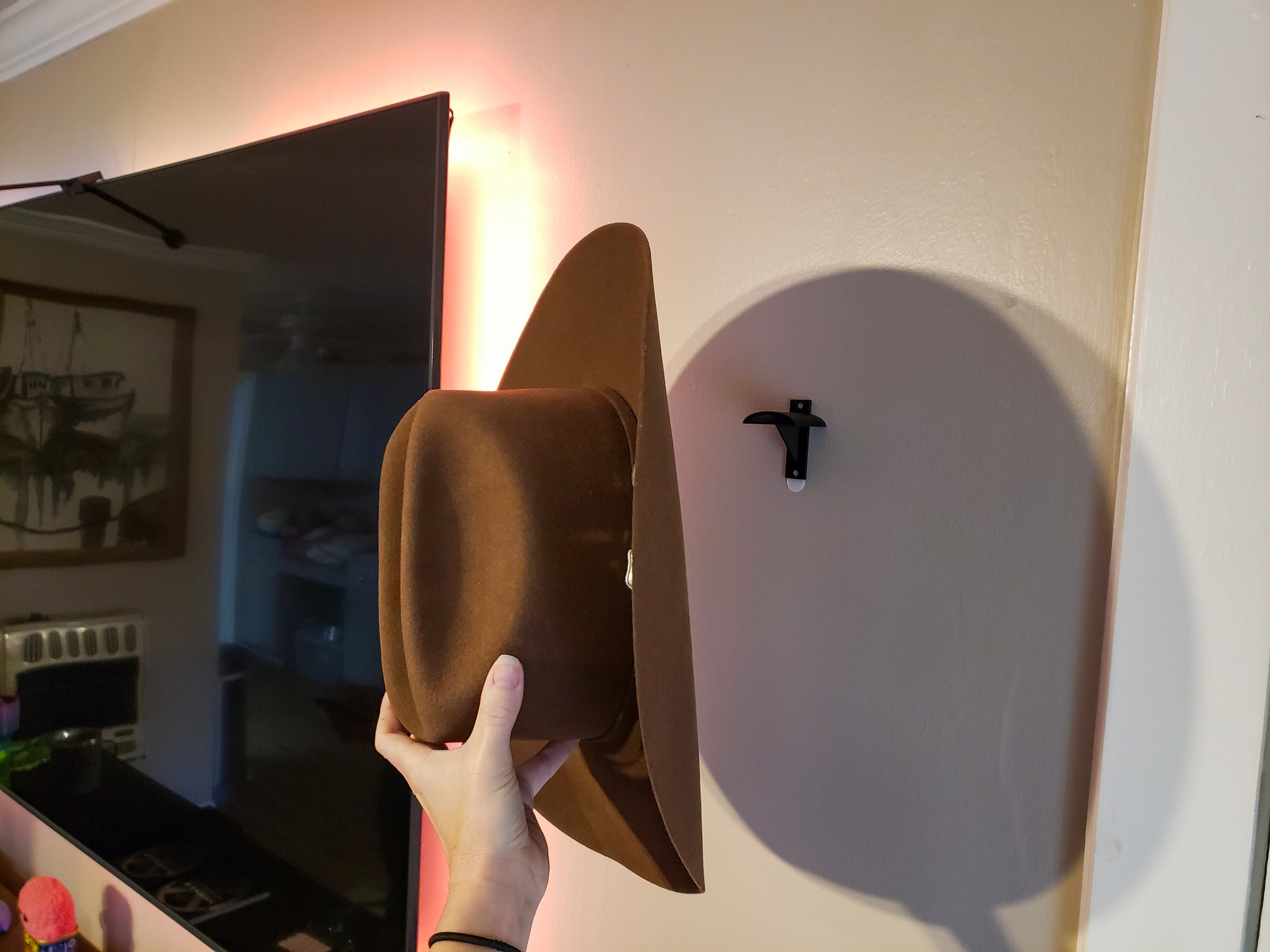 Minimalist Cowboy Hat Hanger: 3D Printed Western Hat Display