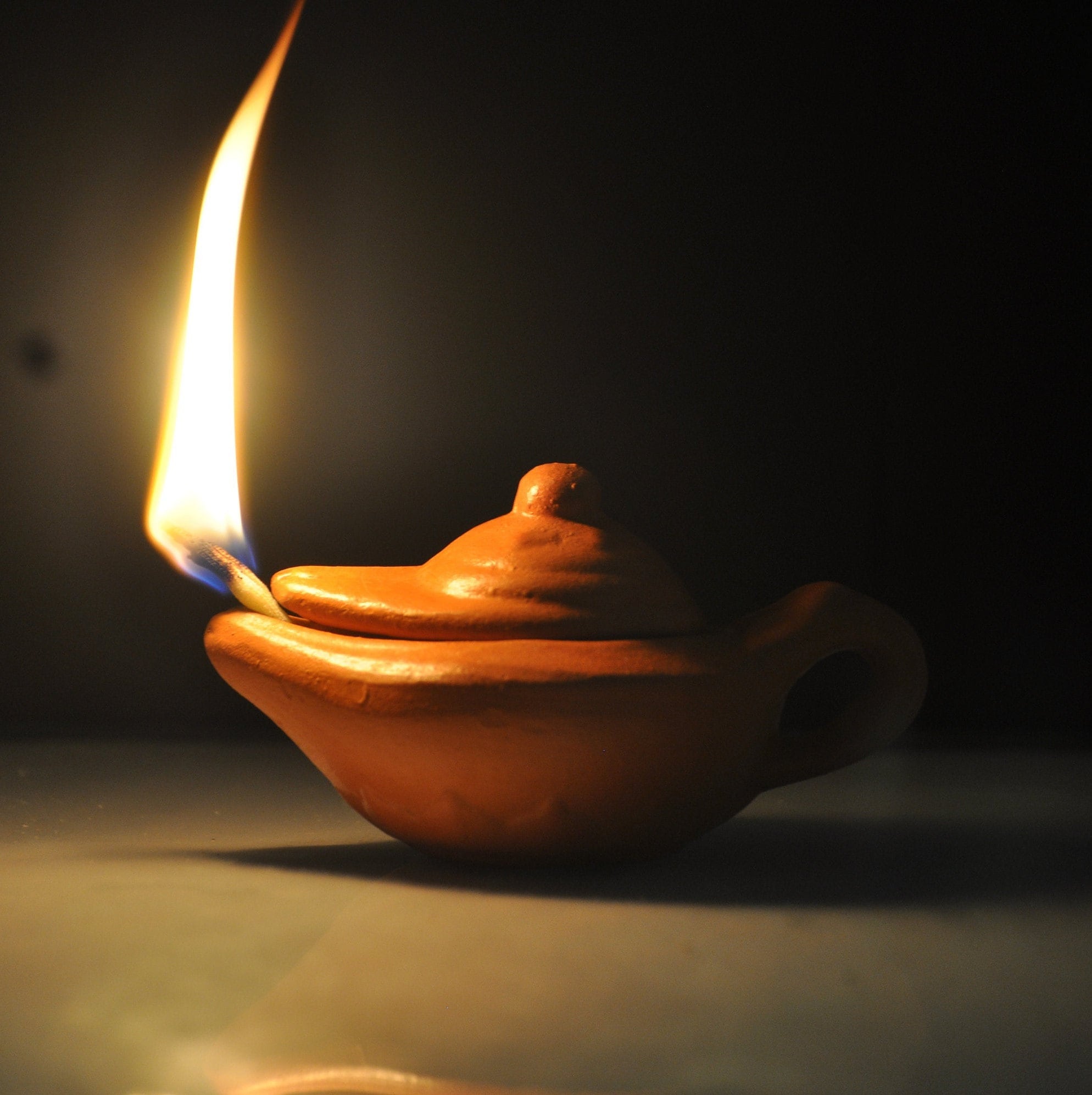 Aladdin Clay Oil Lamp Pot Handmade Separate Lid Self Handle Etsy