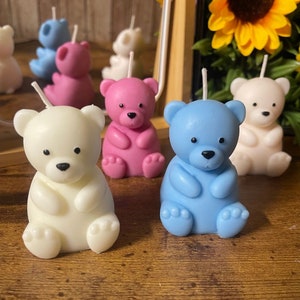 Świeca miś, spersonalizowana świeca na baby shower, prezent na świecę urodzinową, ręcznie robiona świeca, upominki na imprezy, świeca miś