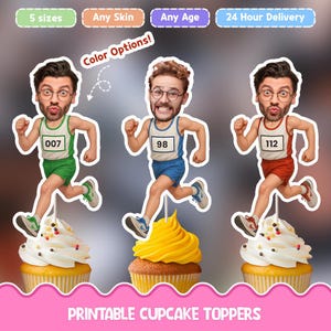 以下が含まれることがあります： 顔写真入りのランナーをデザインした3種類のカスタムカップケーキトッパー。緑、青、赤のタンクトップとショートパンツを着用し、ゼッケン番号007、98、112がそれぞれ付いています。各フィギュアはカラフルなアイシングが施されたカップケーキの上に飾られています。