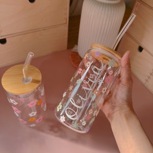 Klarglas-Kaffeetassen oder becher, Frühlingsinspirierte personalisierte Tassen, handgefertigte personalisierte Geschenke für Ihre Lieben, Geschenke für Kaffeeliebhaber Bild 8