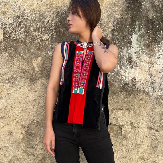 Vintage Patchwork Velvet Vest: Handwoven Yi Peopl… - image 1