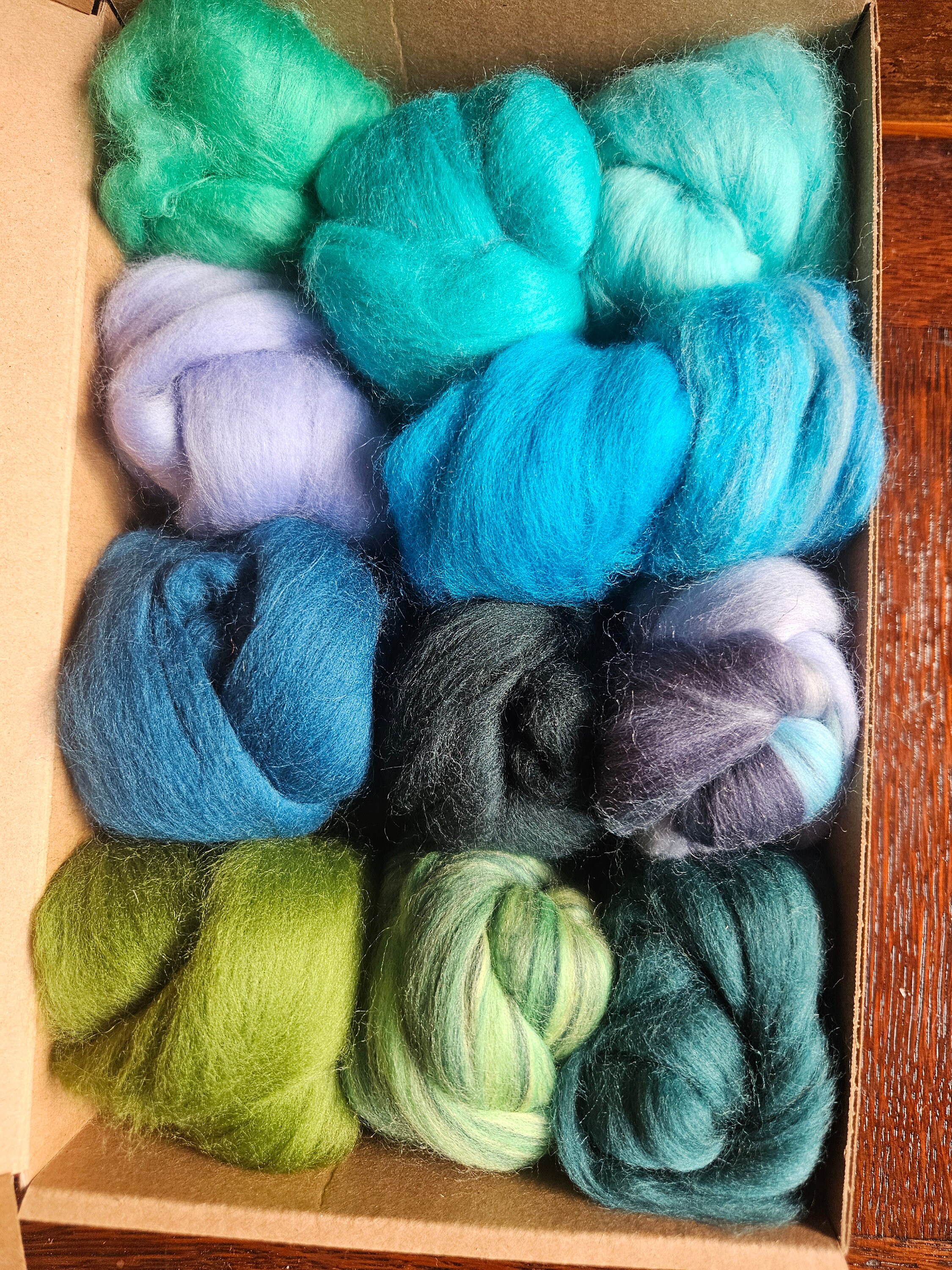 Merino Wool Roving, Colour Palettes for Wet Felting - Etsy Canada