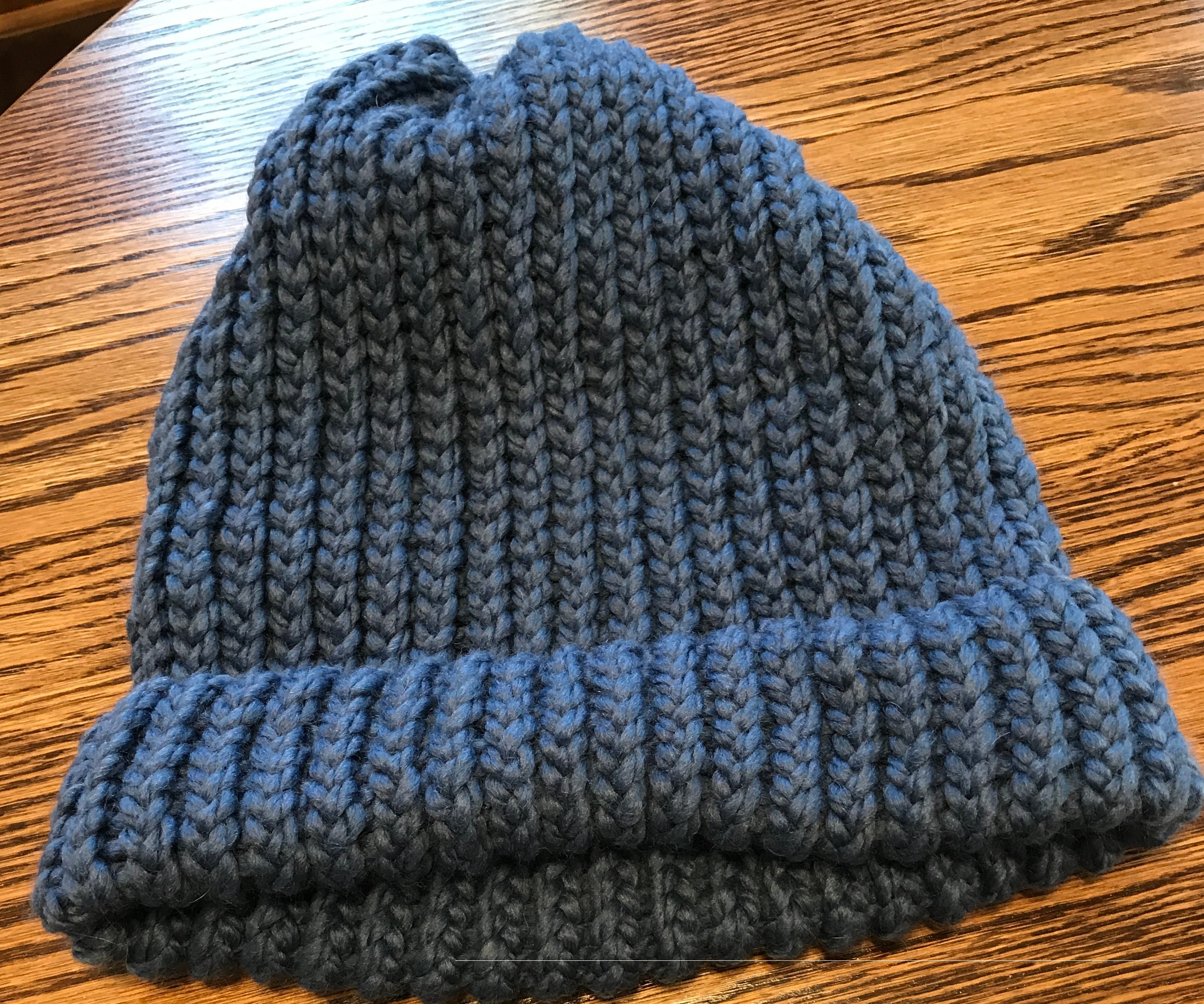 Bonnet à Pompon Tricoté Main Unisexe Adulte - Neuf Sans étiquette, Matière Tricot