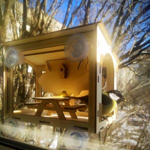 Plywood Window Bird Feeder: Suction Cup Mounted, Easy Assembly