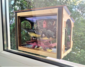 Mangeoire à oiseaux bricolage sur la fenêtre, mangeoire à oiseaux en bois, plate-forme