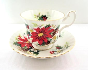 Royal Albert - "Yuletide" Weihnachtsstern Teetasse mit Untertasse
