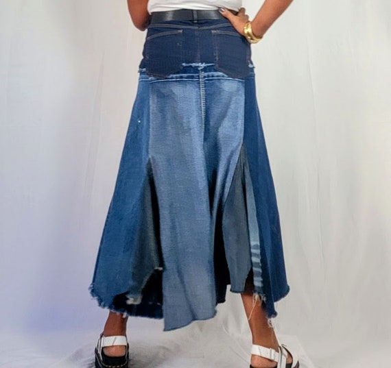 ★TREEMINGBIRD★ Vintage Frayed Denim Set-up Skirt 韓国商品/ TREEMINGBIRD Vintage Frayed Denim Set-up Skirt
