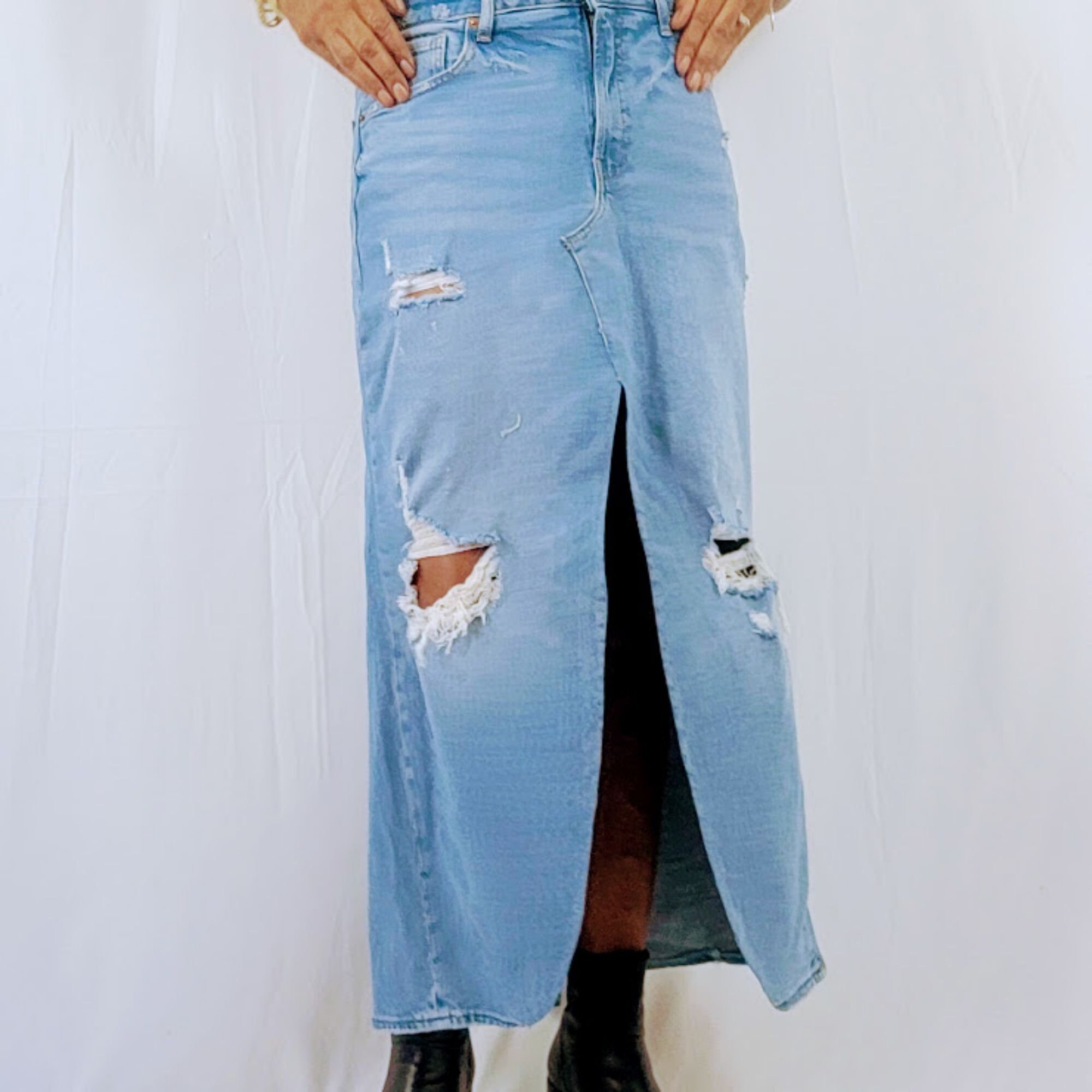 Ripped Frayed Pocket Denim Skirt