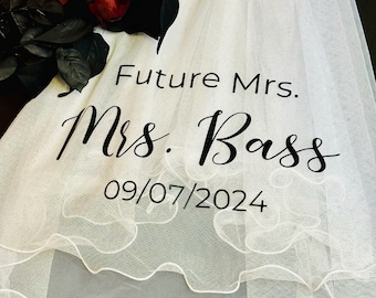 Bride Veil Bachelorette Party Veil Bridal Shower Veil Bride to Be Veil Beach Travel Veil Future Mrs Veil Bride To Be Veil Bridal Veil