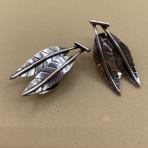 Vintage Swedish Jewelery Silver Clip-on earrings Ge-Kå GK Smycken Mid Century Vintage Sterling Silver Leaf Modern Style 1950s Sweden
