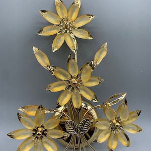 Vintage Wall Lamp Wall Sconces Glitted Brass and Crystal Glass Flowers Gold Plated Palwa Sweden Scandinavian Mid Century Lighting 1970s