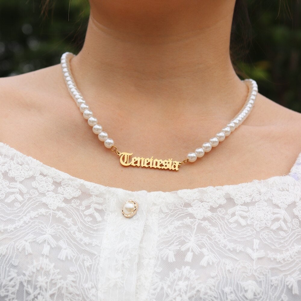 Pearl Name Necklace Custom Nameplate 