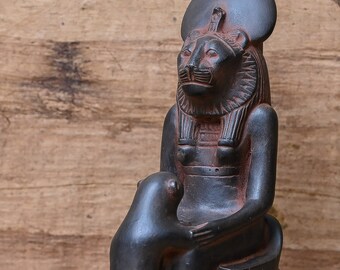 Statua unica della dea della guerra Sekhmet Figurina seduta realizzata in Egitto