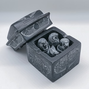 カノプス壺 4 個セット オルガン 彫刻 古代エジプト美術 重厚な カノプス壺 4 個セット オルガン 彫刻 古代エジプト美術 重厚な