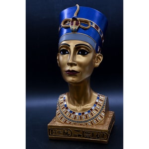 古代エジプトのファラオ ツタンカーメンと女王ネフェルティティ 古代エジプトのファラオ ツタンカーメンと女王ネフェルティティ