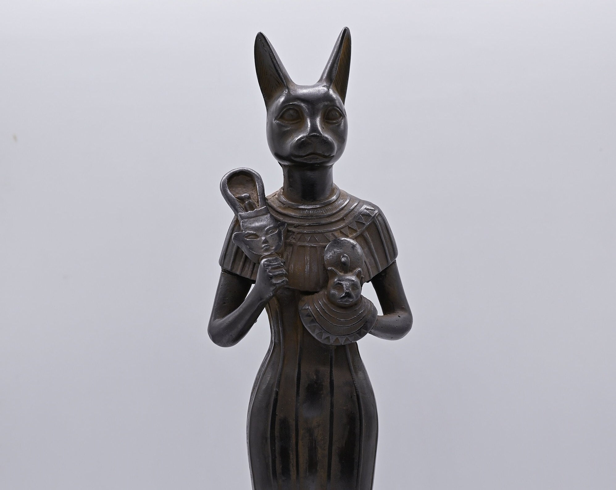 エジプトの女神バステト猫の大きな像（黒）エジプト製 - Etsy 日本