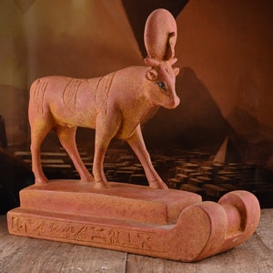 Egyptian Statue of Hathor Protecting Psammetik Sculpture heavy old stone made in Egypt