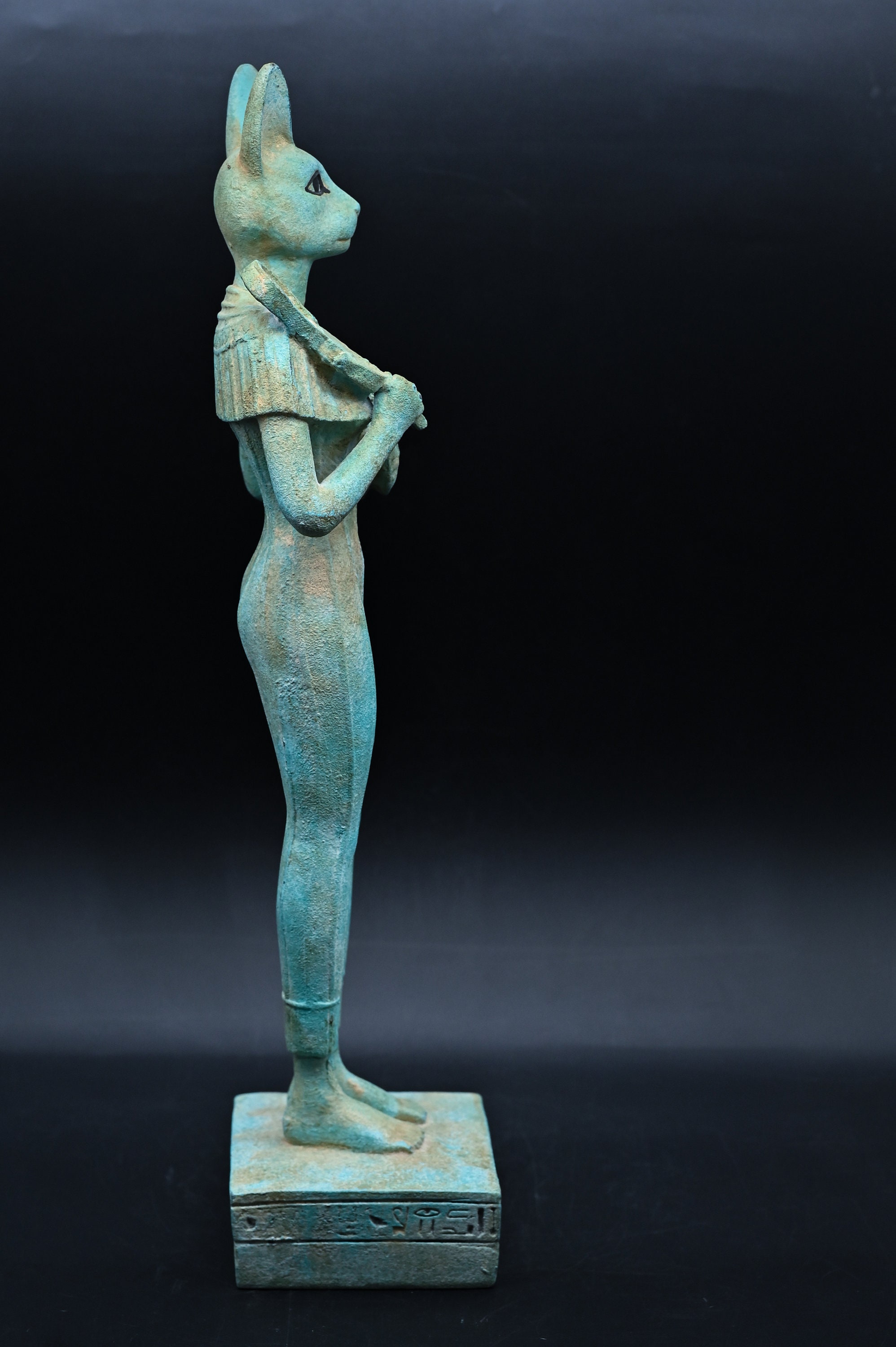 石彫 石像 猫 バステト女神像 古代エジプト神 ベージュ系 ヴィンテージ美品 il_fullxfull.4185193703_sosd.jpg