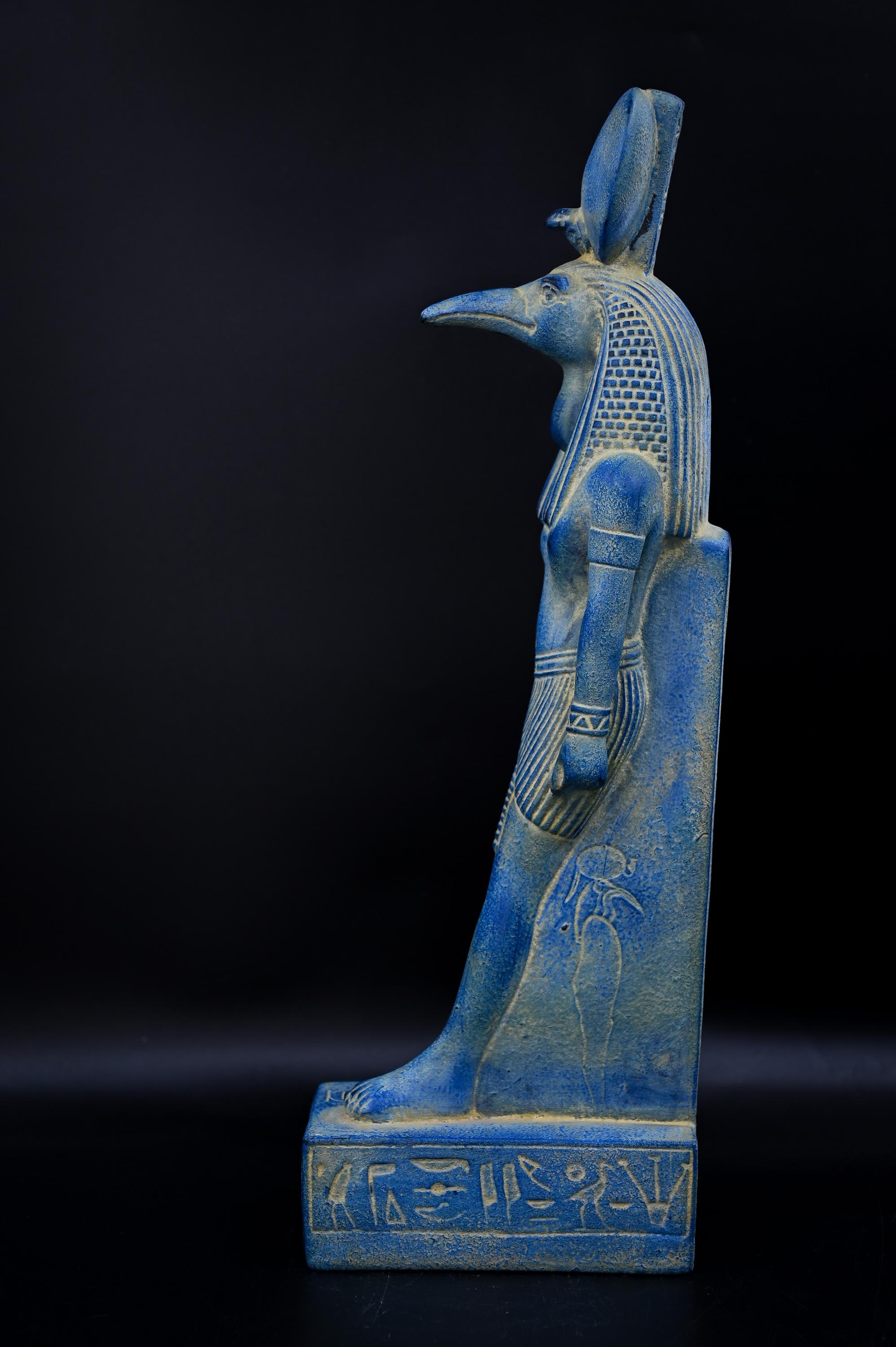 エジプトのトート神像 古代エジプトの知恵の神 エジプトで作られ エジプトのトート神像 古代エジプトの知恵の神 エジプトで作られ