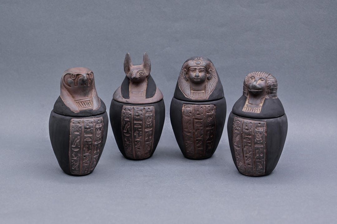 エジプトのカノプス壺：ホルスの息子セット、石の装飾 - Etsy 日本
