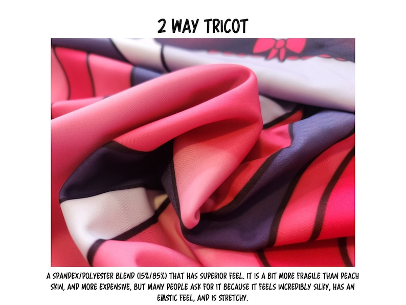 Puede incluir: Primer plano de una tela rosa, negra y blanca con una etiqueta de 2 Way Tricot. La tela es suave y el&aacute;stica, con una sensaci&oacute;n sedosa.