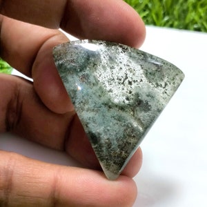 60 Carat. Amazing Lodolite Garden Quartz Cabochon Natural Garden Quartz Gemstone 38X35X8 MM Top Quality Handmade Garden Quartz Loose Stone.