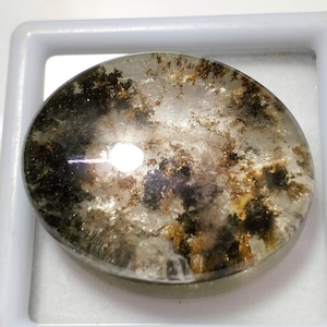 62 Carat. Amazing Lodolite Garden Quartz Cabochon Natural Garden Quartz Gemstone 32X27X10 MM Top Quality Handmade Garden Quartz Loose Stone.