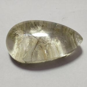 122 Carat. Amazing Lodolite Garden Quartz Cabochon Natural Garden Quartz Gemstone 43x25x15 MM Top Quality Handmade Garden Quartz Loose Stone