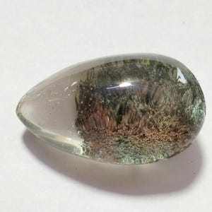 69 Carat. Amazing Lodolite Garden Quartz Cabochon Natural Garden Quartz Gemstone 33x20x16 MM Top Quality Handmade Garden Quartz Loose Stone.