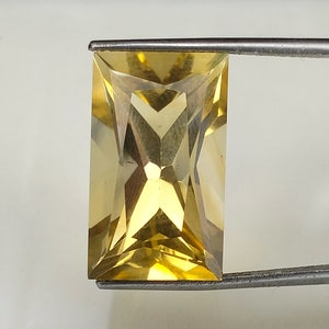 15 Carat. Natural Citrine Quartz Prince cut Faceted 19X11X11 MM Princecs Cutting Octogan For Ring / Pendant Reasonable Price Loose Gemstone.