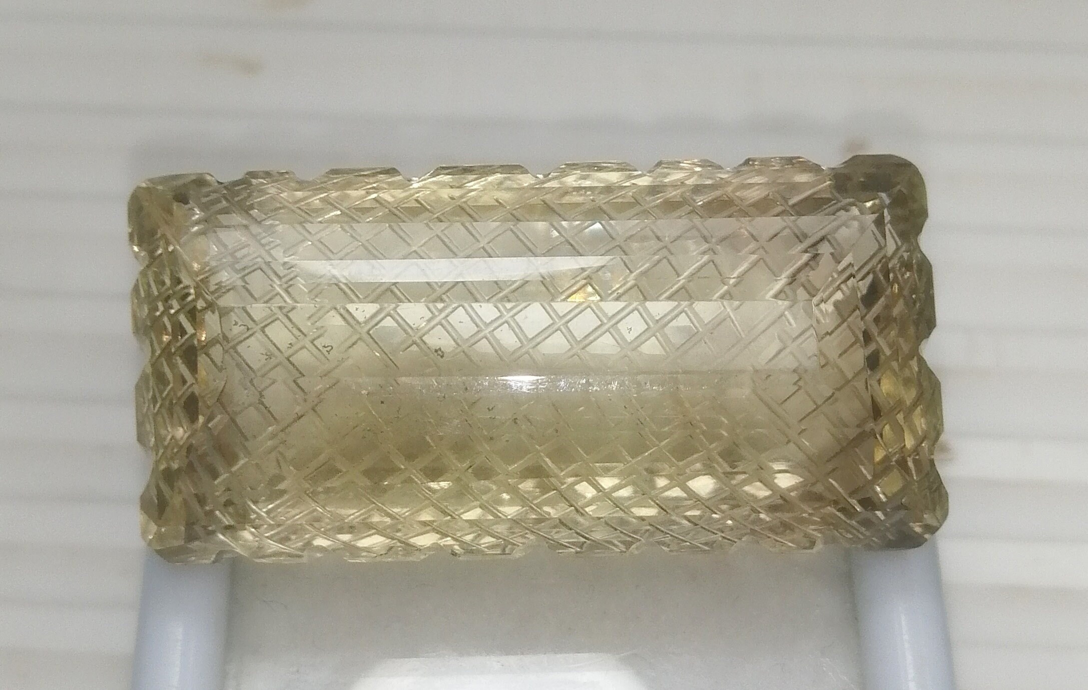 102 Carrito AAA+ Calidad Cuarzo Limón Maceta Facetada Tallada Forma Ovalada Piedra Preciosa Suelta 40x20x15 MM Piedra Preciosa Suelta.
