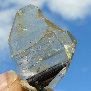 Rutiel op kwartskristal - Zeldzame miniatuur uit de jaren 60 - Hiddenite, North Carolina, VS - 22 x 17 x 6 mm